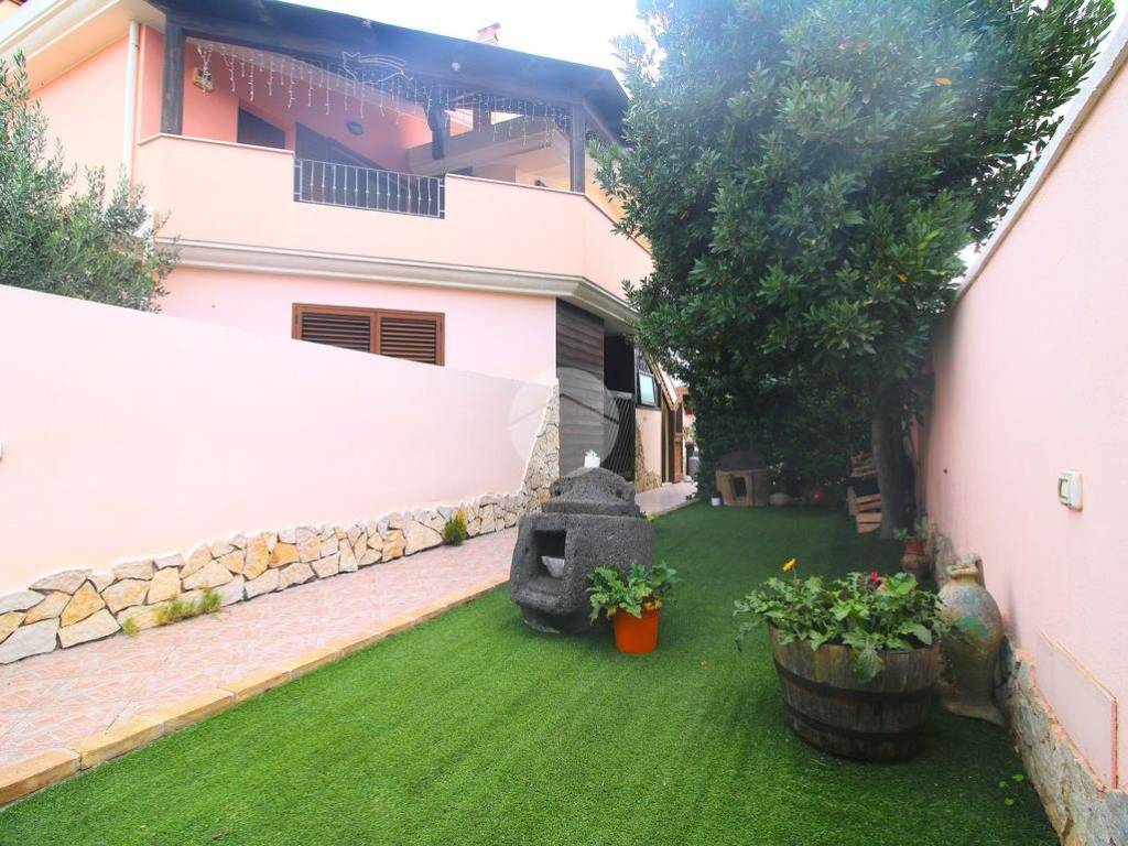 Villa a Settimo san pietro in Via degli Ulivi, 41 - Foto 2