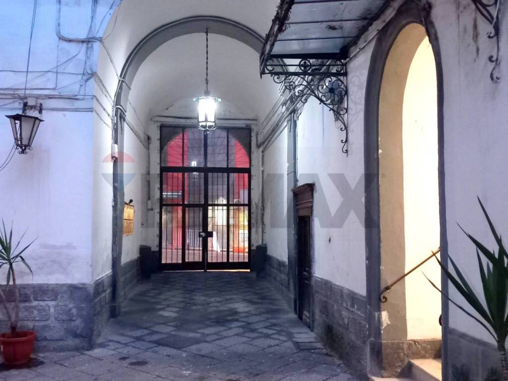 Appartamento a Napoli in Via S. Rosa, 53 - Foto 4