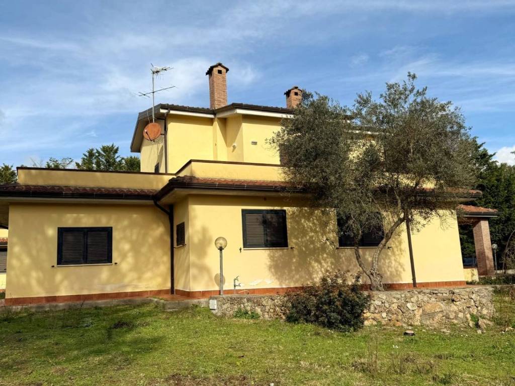 Villa a Itri in Via Magliana - Foto 5