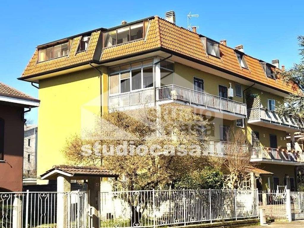 Appartamento a Pieve emanuele in Via mameli - Foto 2