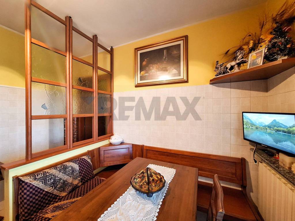 Appartamento a Cairate in via Volta, 3 - Foto 4