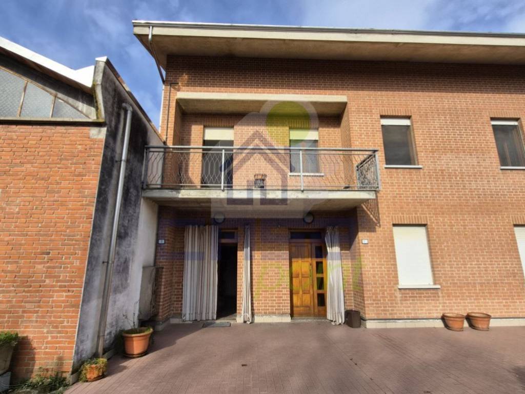 Casa indipendente a Guastalla in via San Giuseppe 2 - Foto 2