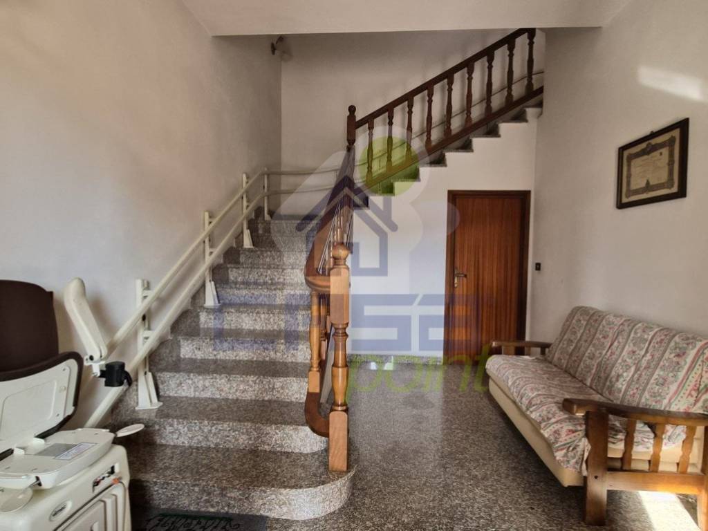 Casa indipendente a Guastalla in via San Giuseppe 2 - Foto 4