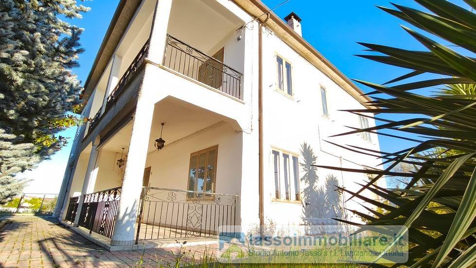 Casa indipendente a Ortona in strada statale 538 - Foto 2