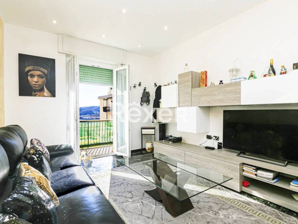 Appartamento a Genova in Via Monte Sei Busi, 21/8 - Foto 2