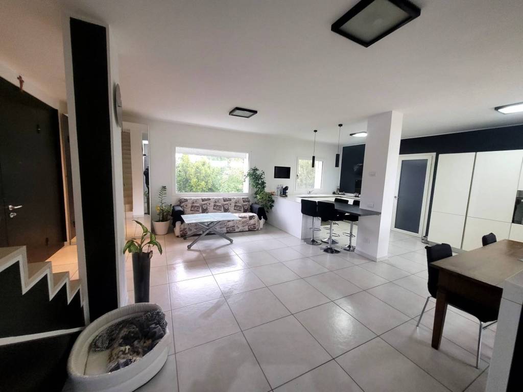 Villa a Podenzano in Via Edmondo de Amicis - Foto 5