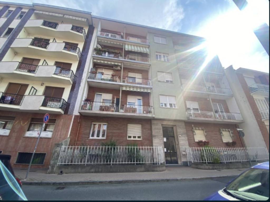 Appartamento a Nichelino in via Filippo Juvarra - Foto 2