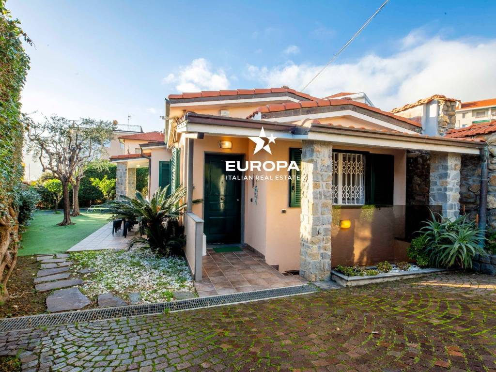 Villa a Sanremo in Corso Matuzia, 59 - Foto 3