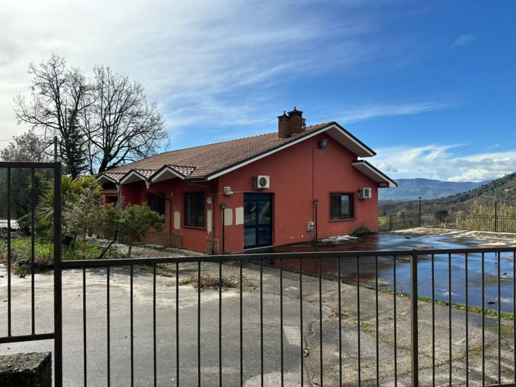 Appartamento a Cervaro in Via Romanelle - Foto 2