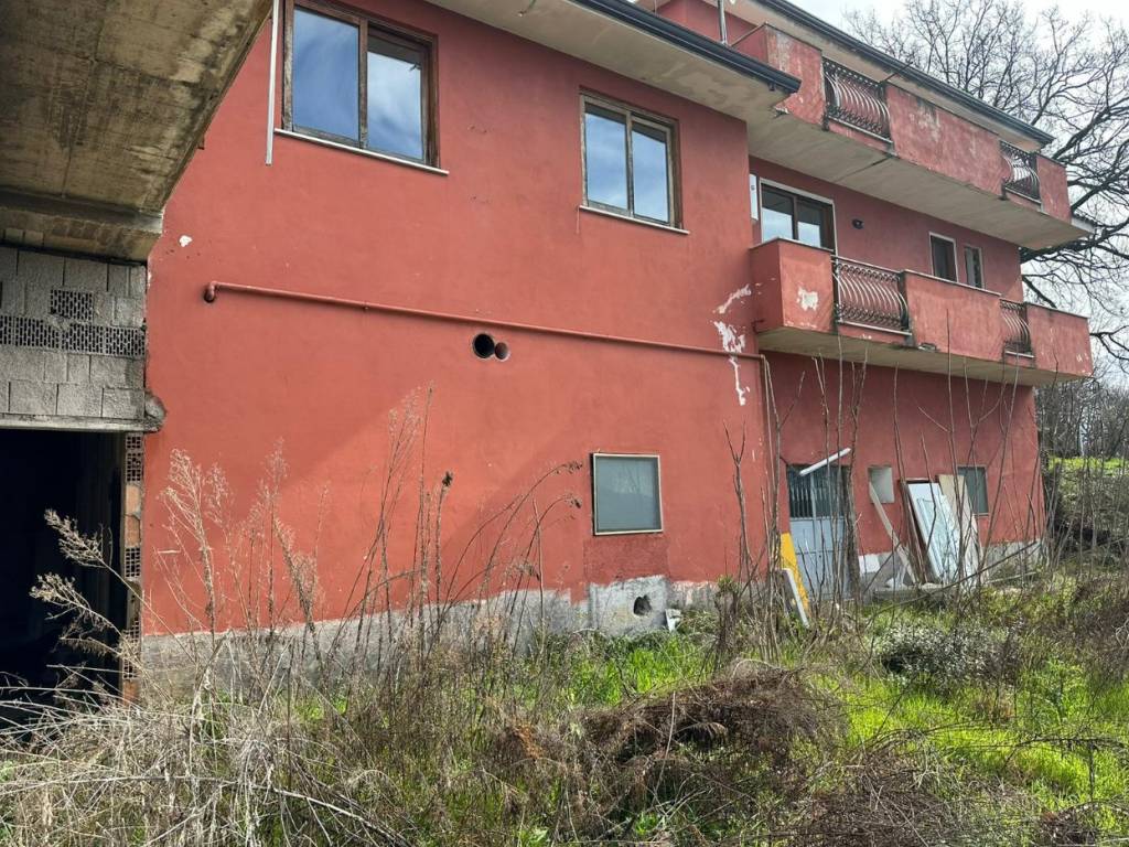 Appartamento a Cervaro in Via Romanelle - Foto 3