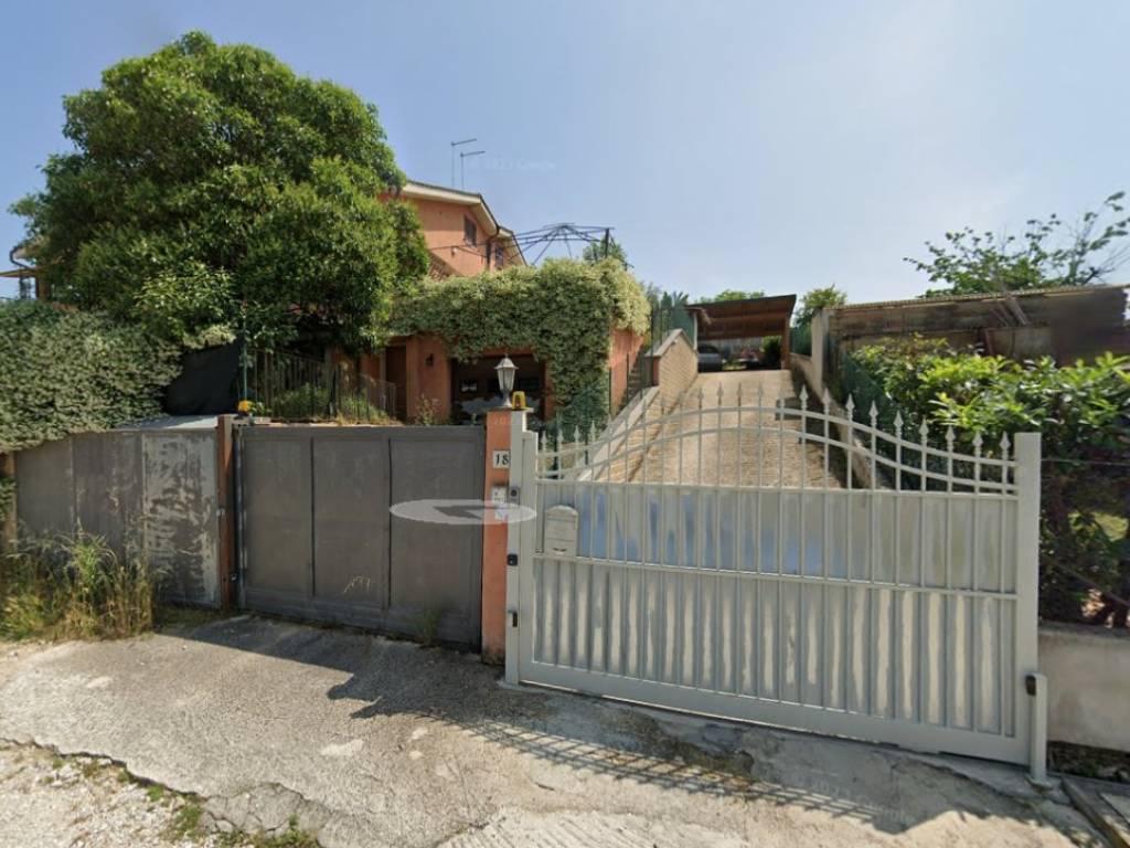 Villa a Capena in Via Lombardia - Foto 2