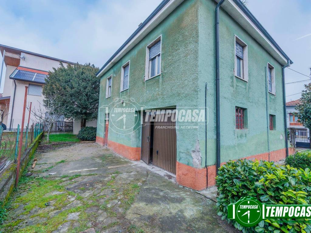 Villa a Binasco in Via Marconi - Foto 2