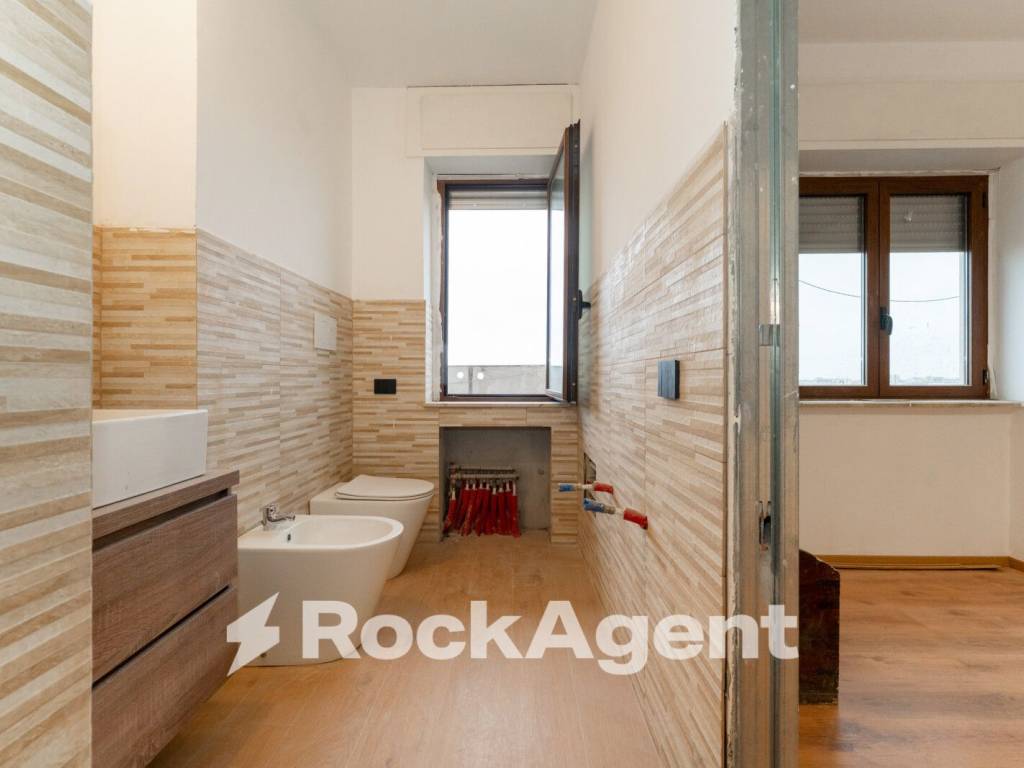 Appartamento a Catania in Via Don Luigi Sturzo, 142 - Foto 3