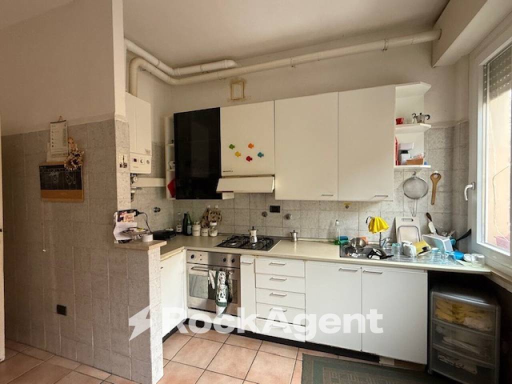 Appartamento a Parma in Via Giuseppe Cesare Abba - Foto 5