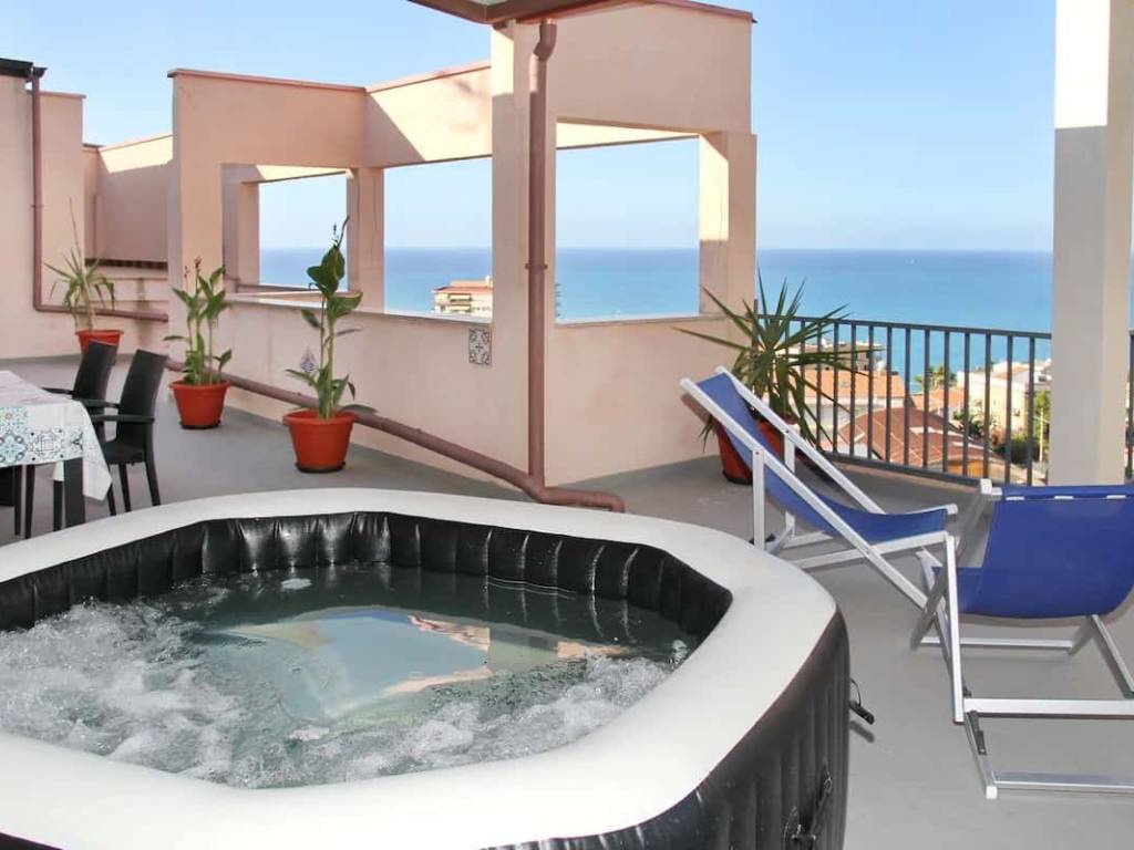 Appartamento a Santo stefano di camastra in Via Piscitello - Foto 3