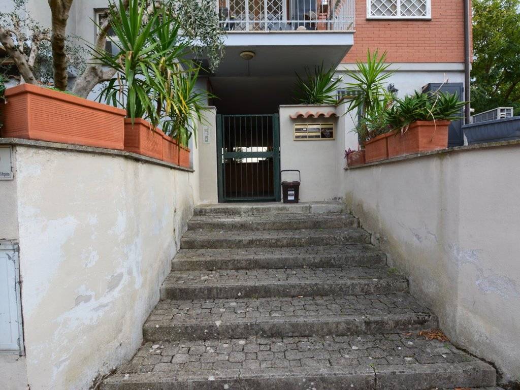 Appartamento a Frascati in Via Cavalier d'Arpino, 9 - Foto 4