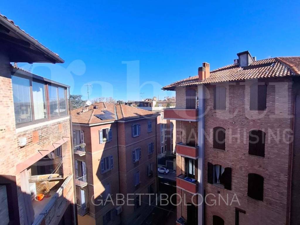 Appartamento a Bologna in Piazza Giosuè Carducci - Foto 3