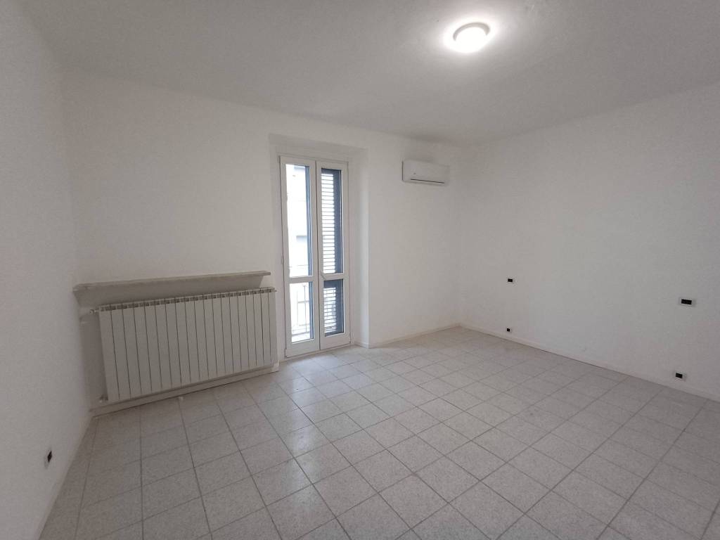 Appartamento a Novara in Via Pietro Micca, 27 - Foto 4