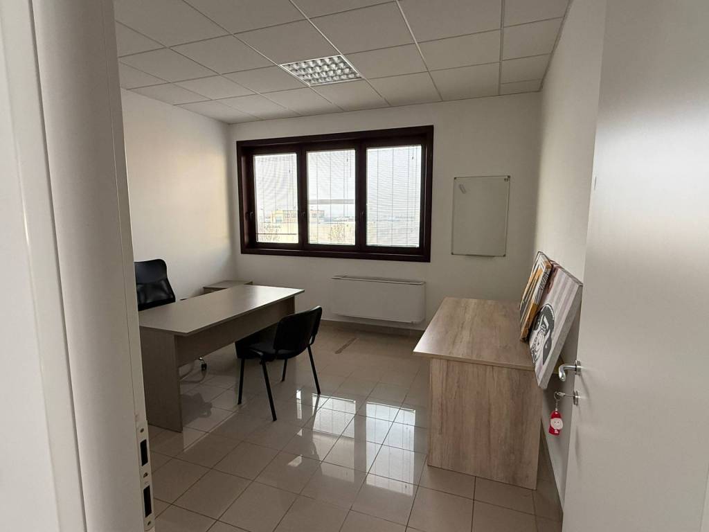 Immobile a Porto mantovano in via Parigi, 30 - Foto 3