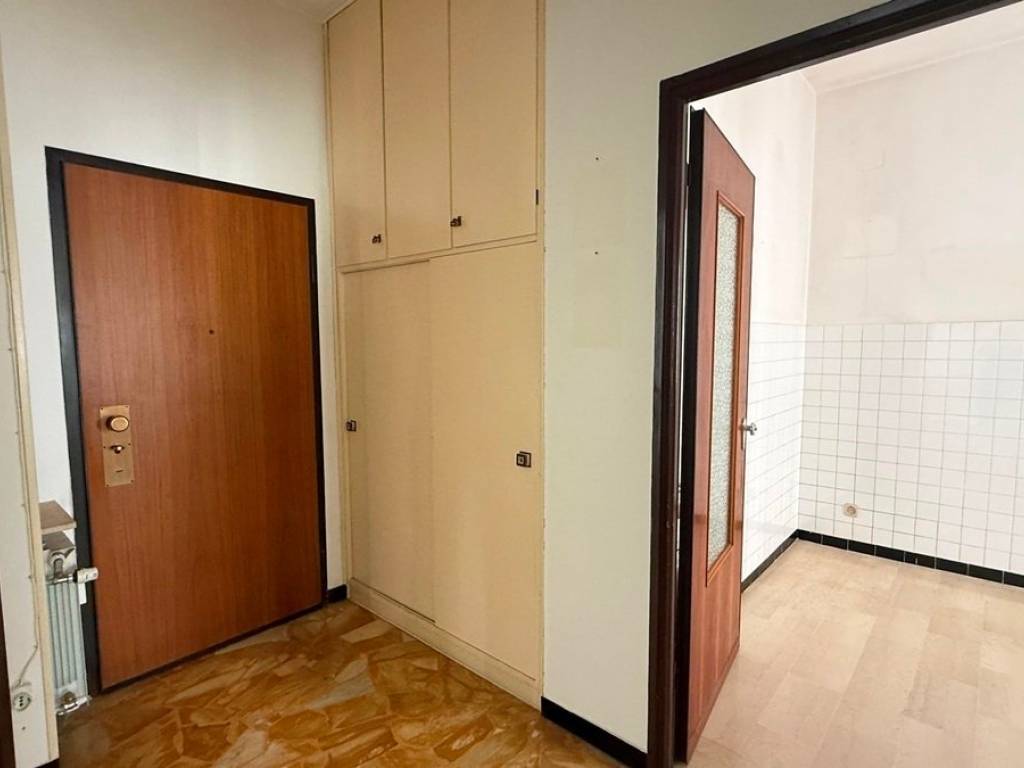 Appartamento a Savona in Via Chiappino - Foto 2