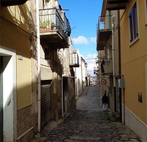 Villa a San cataldo in Via S. Lucia 34 - Foto 2