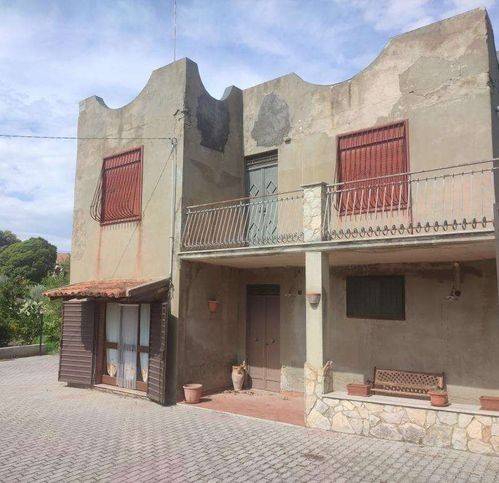 Villa a Regalbuto in Contrada Gebbia - Foto 3