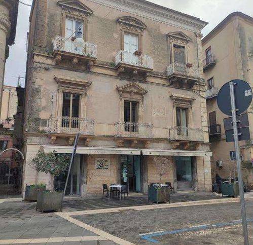 Immobile a Caltanissetta in Piazza Giuseppe Garibaldi - Foto 2