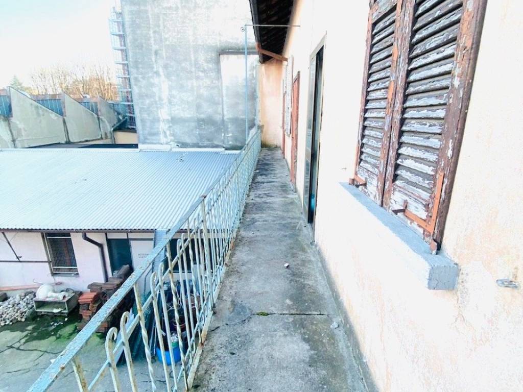 Terreno a Busto arsizio in Via Luigi Maino - Foto 4