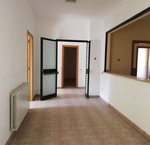 Immobile a Caltanissetta in Via Leonardo Da Vinci - Foto 2