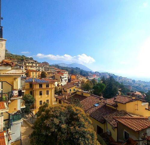 Appartamento a Olevano romano in Via Cairoli 10 - Foto 2