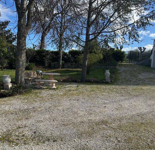 Villa a Castelraimondo in Frazione Brondoleto - Foto 3