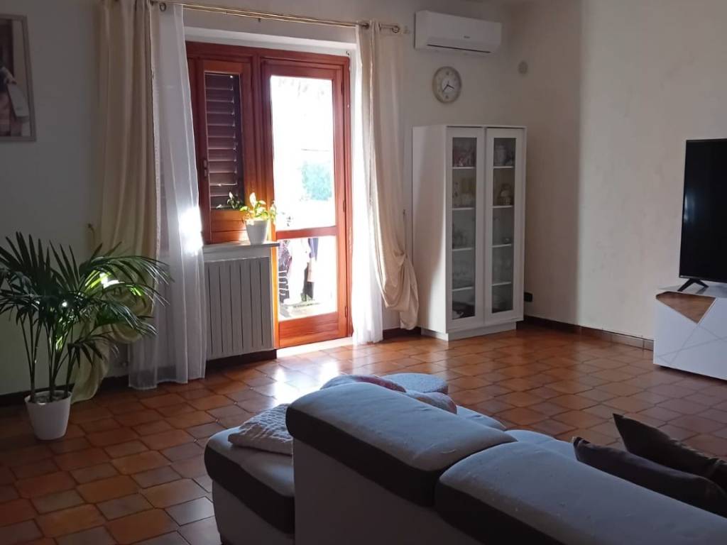 Appartamento a Bianco in Viale Giacomo Matteotti - Foto 2