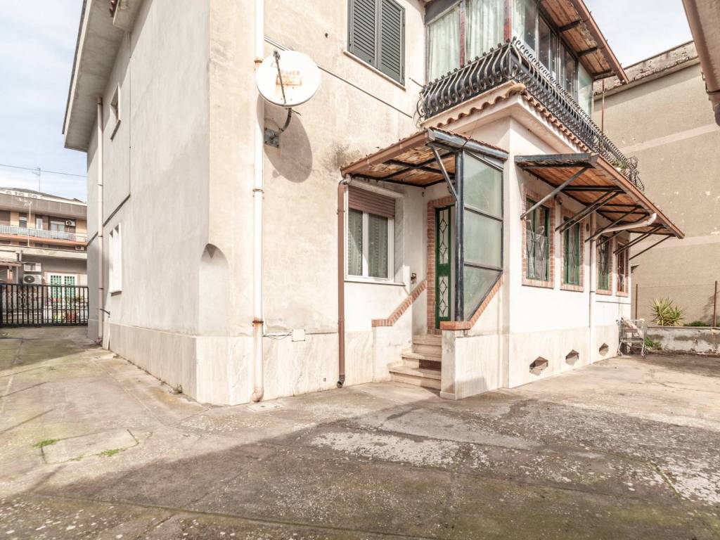 Appartamento a Guidonia montecelio in Via Luigi Spallacci, 11 - Foto 5