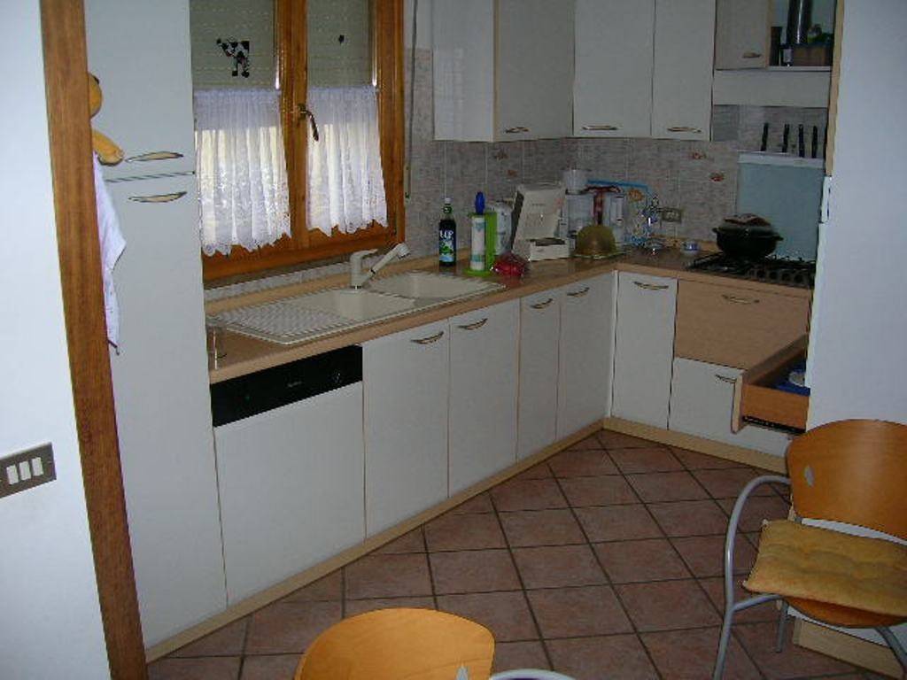 Appartamento a San costanzo in Strada delle Caminate - Foto 4