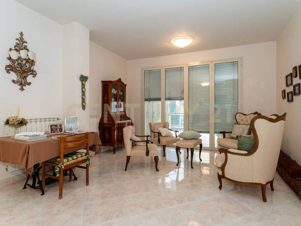 Appartamento a Carlentini in Via Archimede - Foto 3