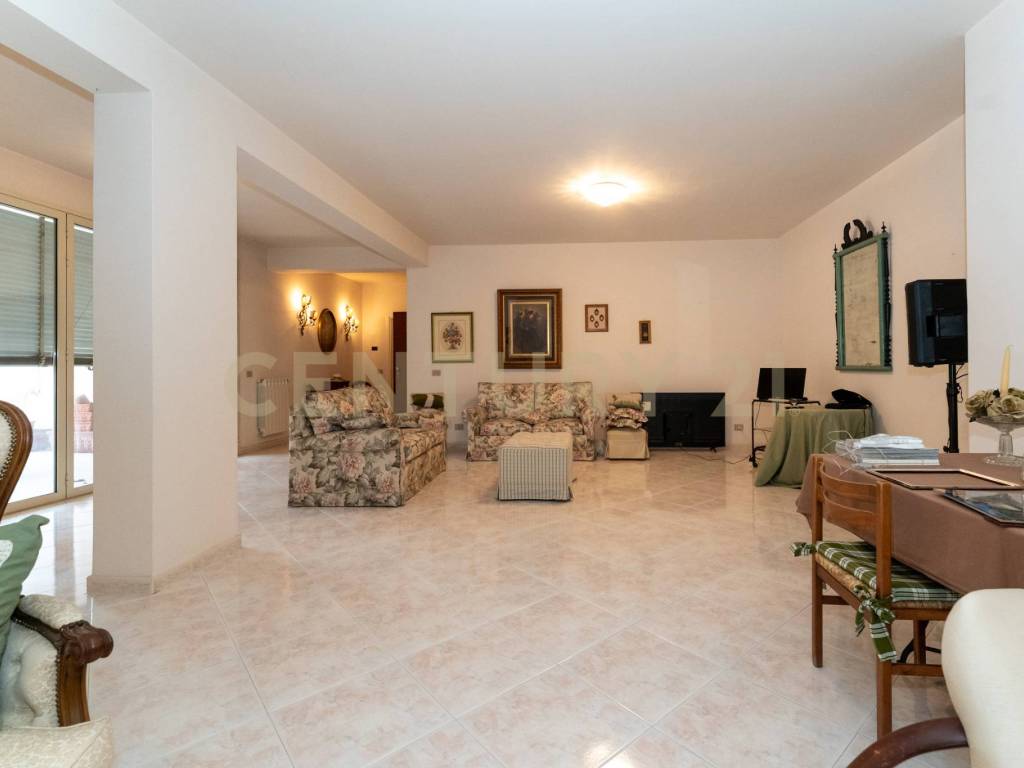 Appartamento a Carlentini in Via Archimede - Foto 4