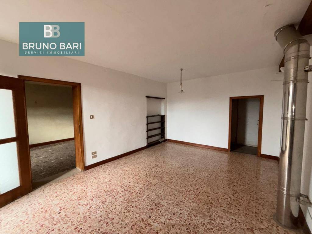 Casa indipendente a San vito al tagliamento in Via Pomponio Amalteo - Foto 3