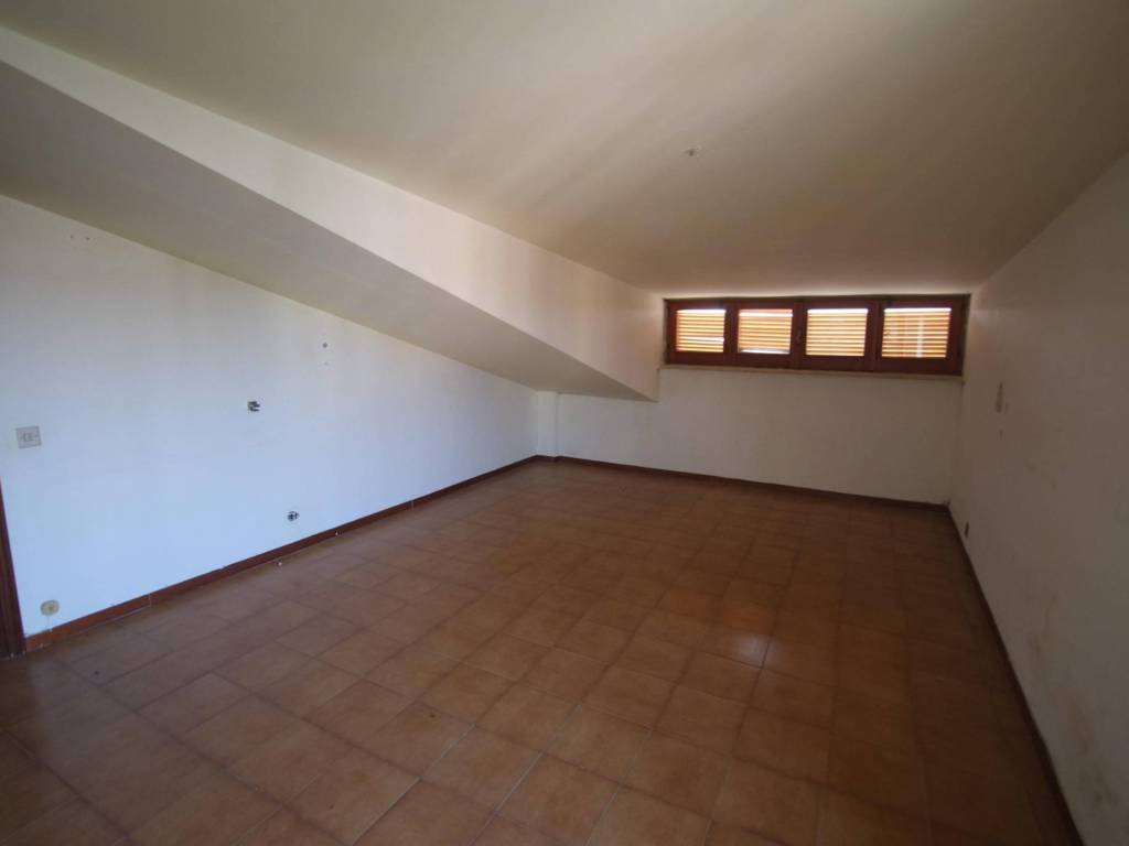 Appartamento a Poggio moiano in Viale Alessandro Manzoni - Foto 5