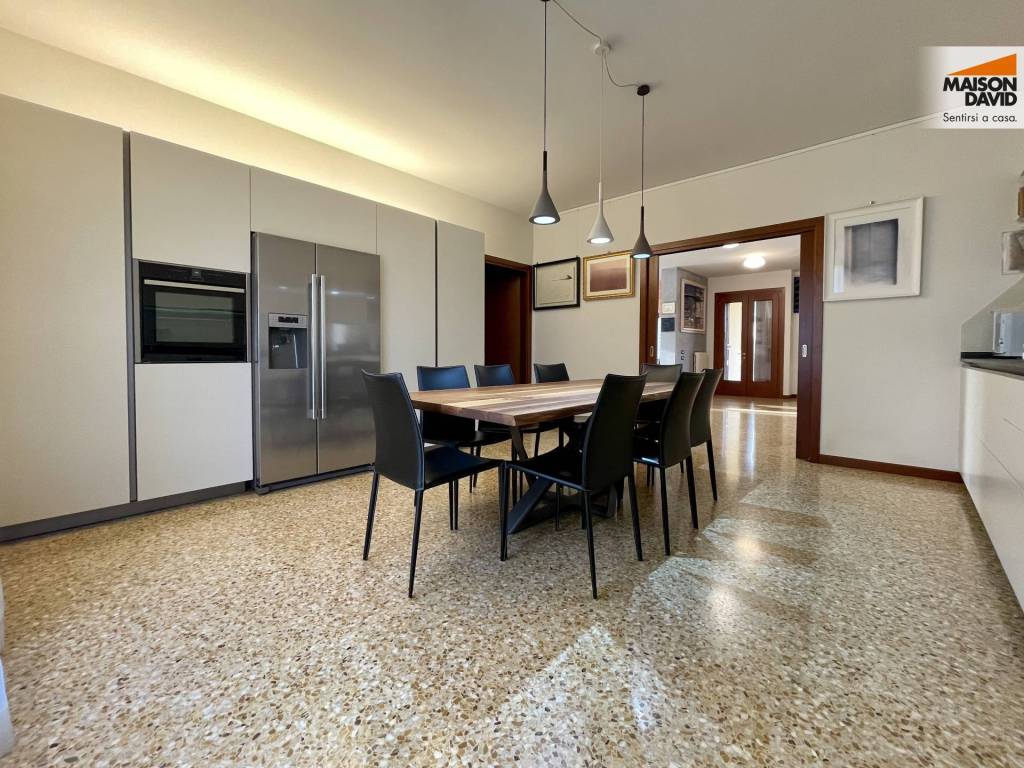 Villa a Vicenza in VIA Aurelio Dall'Acqua, 16 - Foto 4