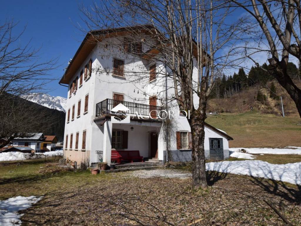 Casa indipendente a Comelico superiore in Via Crode - Foto 2