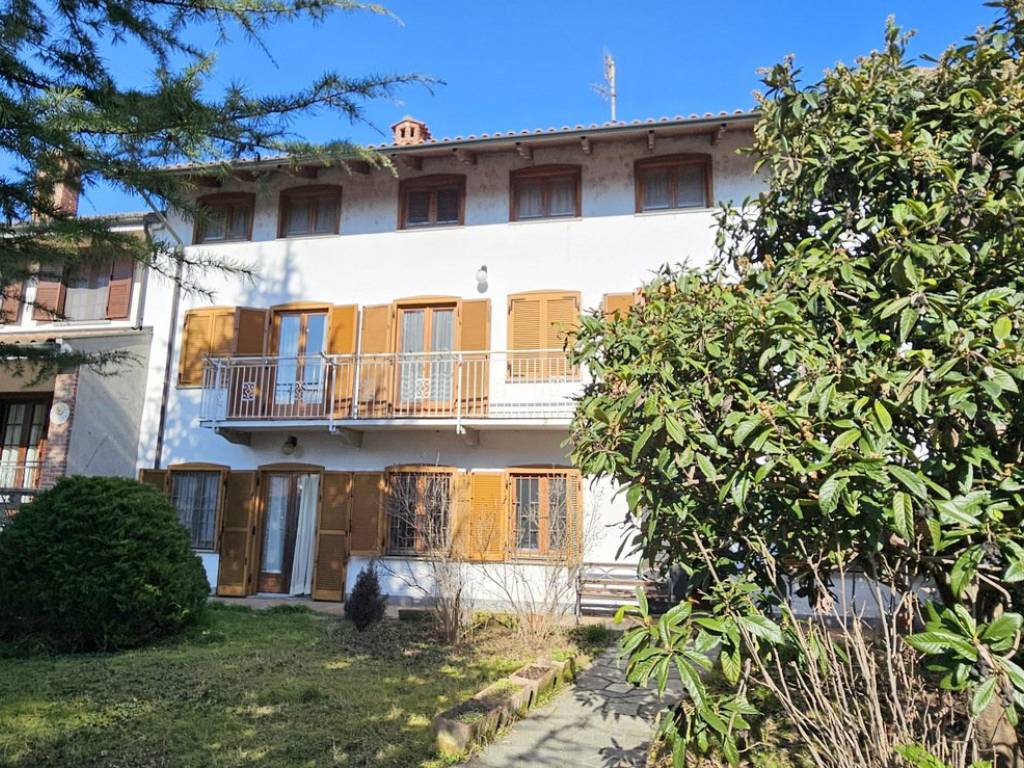 Villa a Chivasso in VIA BLATTA N. 24 ,24 - Foto 2
