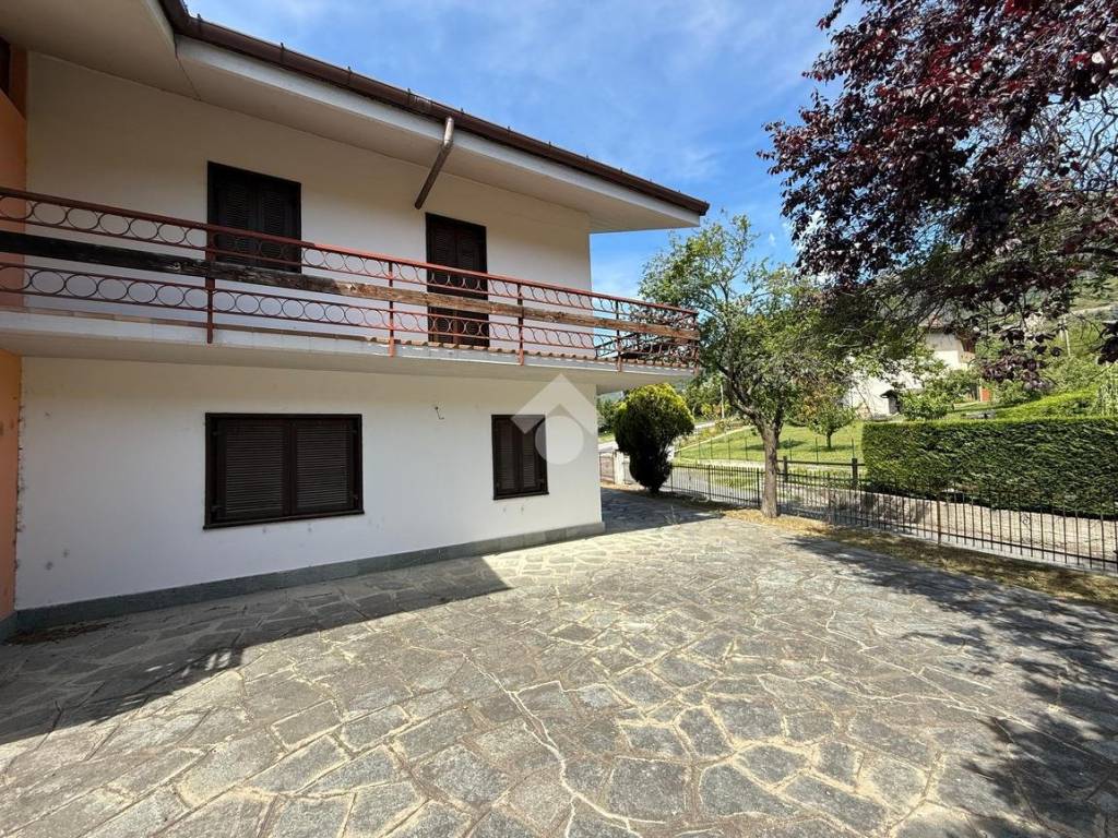 Casa indipendente a Verrayes in Via SR42 - Foto 2