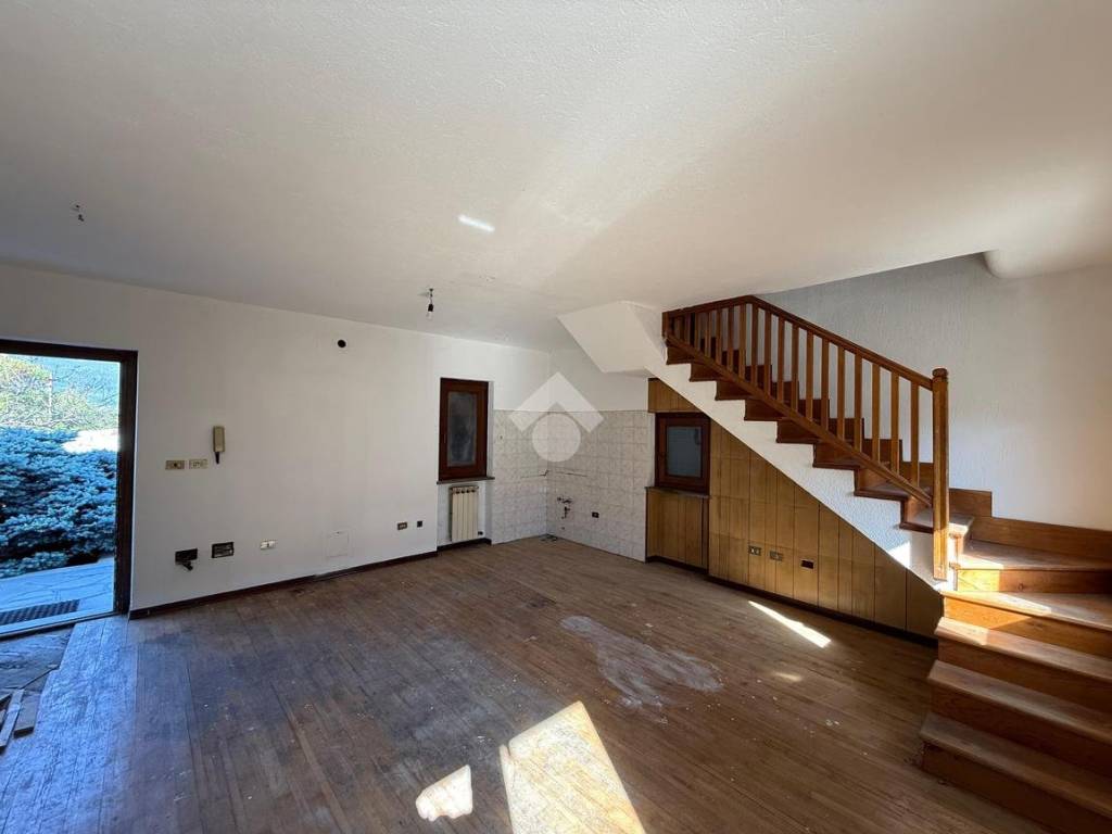 Casa indipendente a Verrayes in Via SR42 - Foto 4