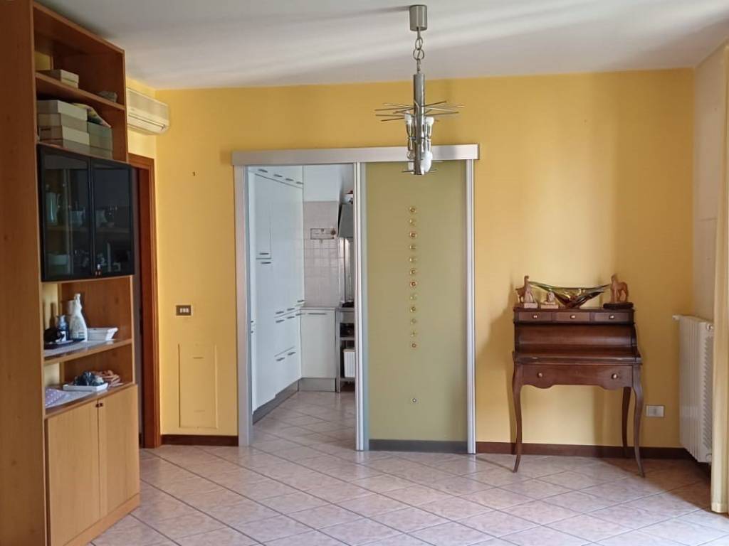 Appartamento a Valsamoggia in Largo Don Giuseppe Dossetti - Foto 3