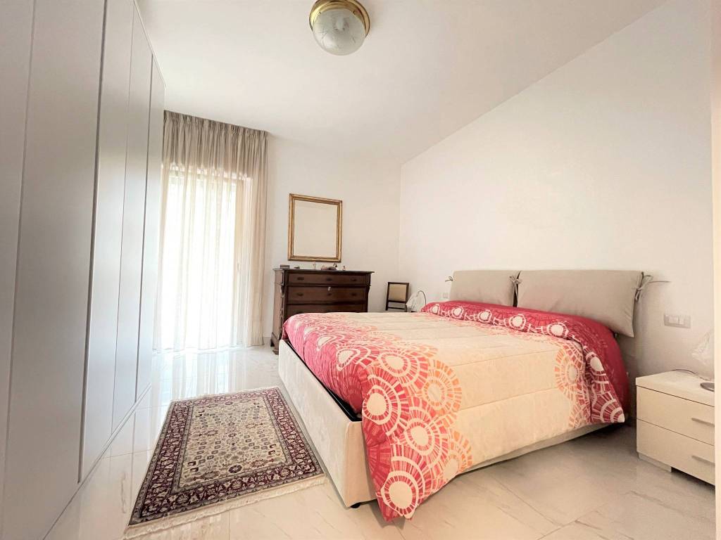 Appartamento a Cagliari in Via Enrico Besta, 11 - Foto 3