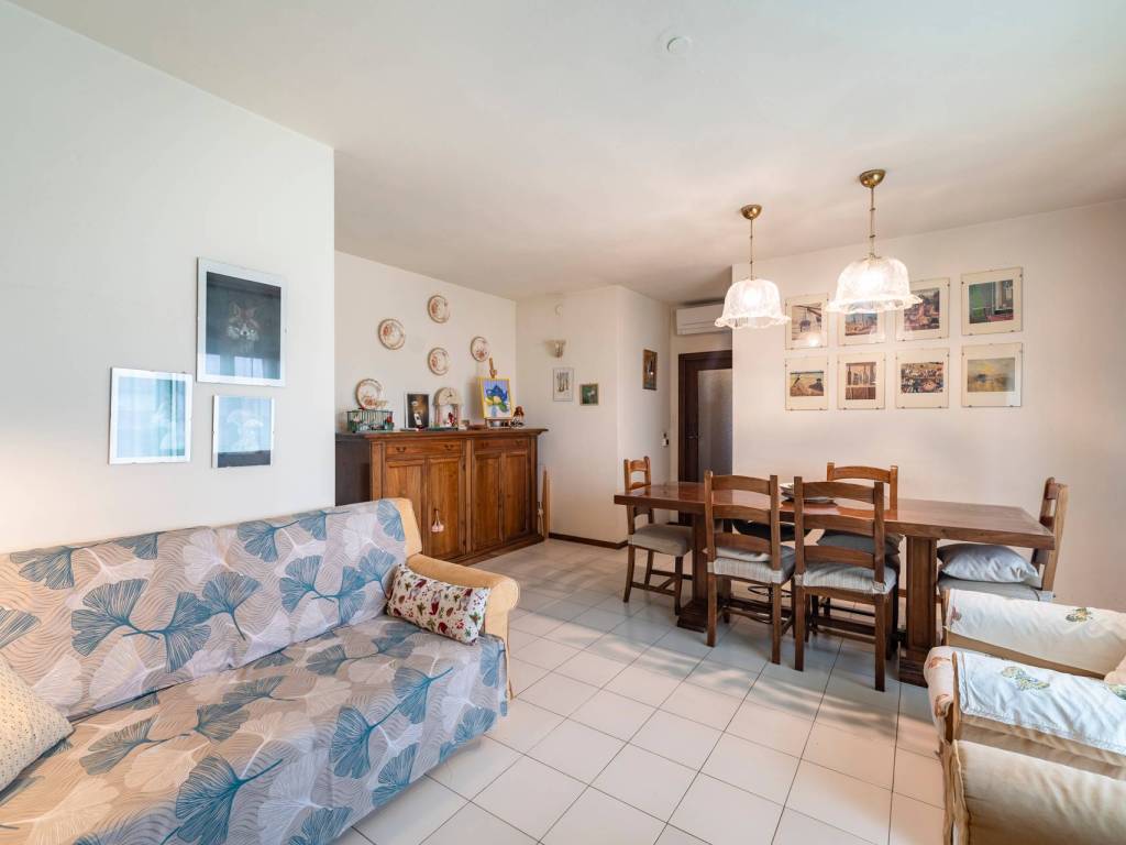 Appartamento a Ponsacco in Via Francesco Petrarca, 9 - Foto 2