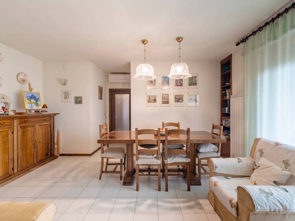 Appartamento a Ponsacco in Via Francesco Petrarca, 9 - Foto 3