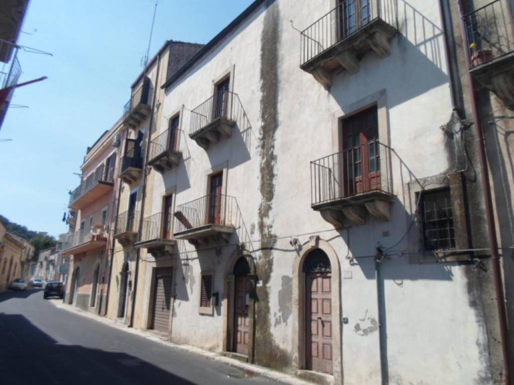Immobile a Ragusa in CORSO GIUSEPPE MAZZINI - Foto 3