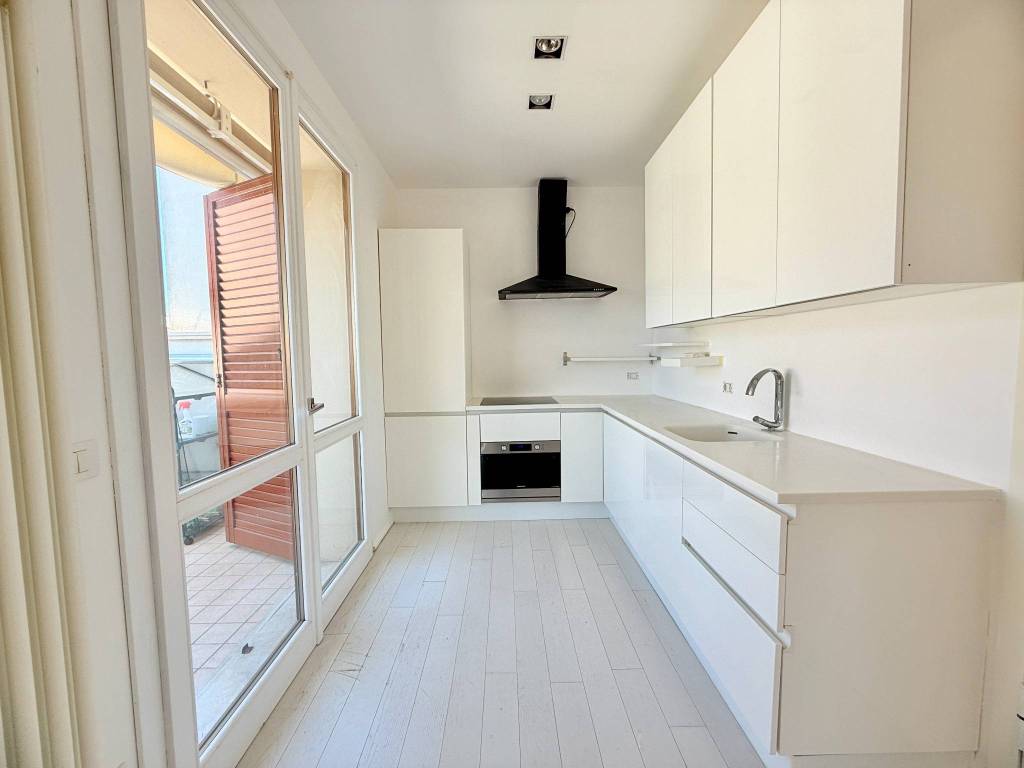 Appartamento a Riccione in Viale Nuoro - Foto 3