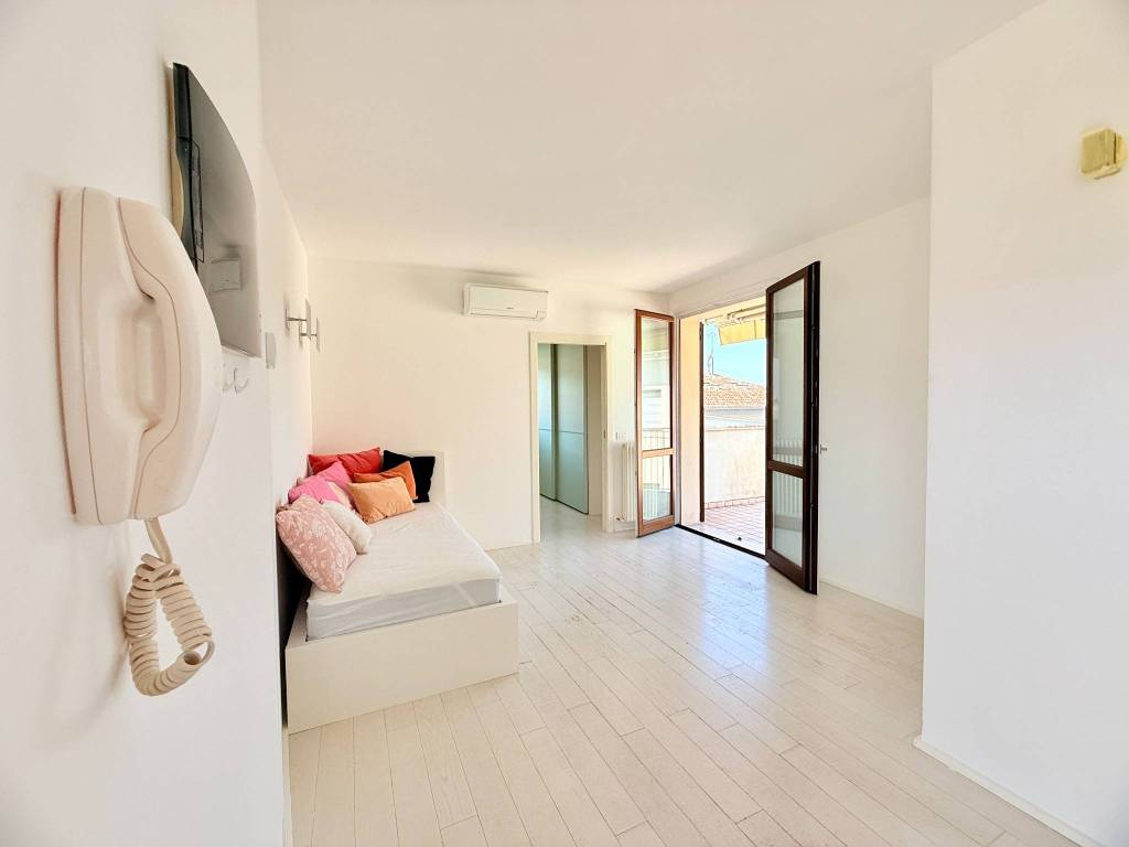 Appartamento a Riccione in Viale Nuoro - Foto 5